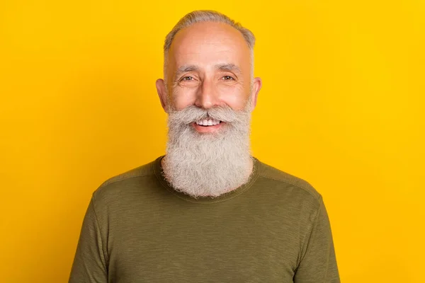 Photo Funny Old Grey Beard Man Wear Green Sweater Isolated — Stock Photo, Image
