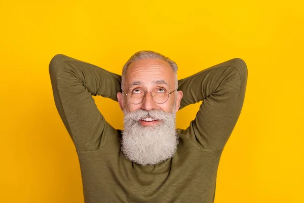 Photo Relaxed Old Man Look Empty Space Dream Wear Eyewear — Stock Photo, Image