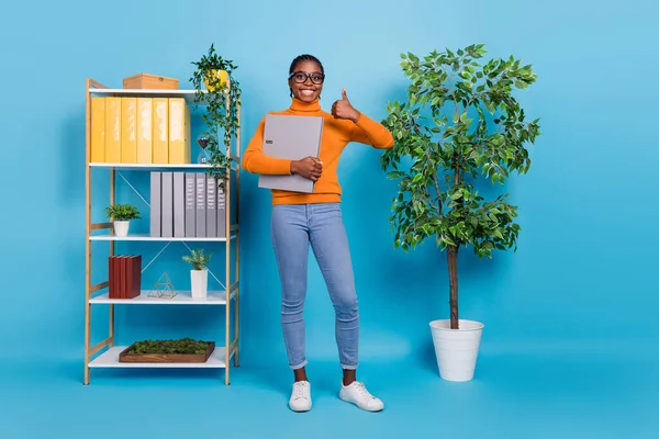 Full Length Body Size View Attractive Cheery Girl Expert Employee — Stock Photo, Image