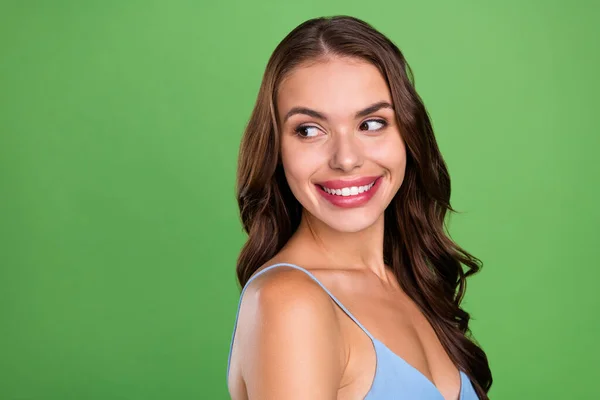 Adatlap Side Photo Young Woman Happy Positive Smile Curious Dream — Stock Fotó