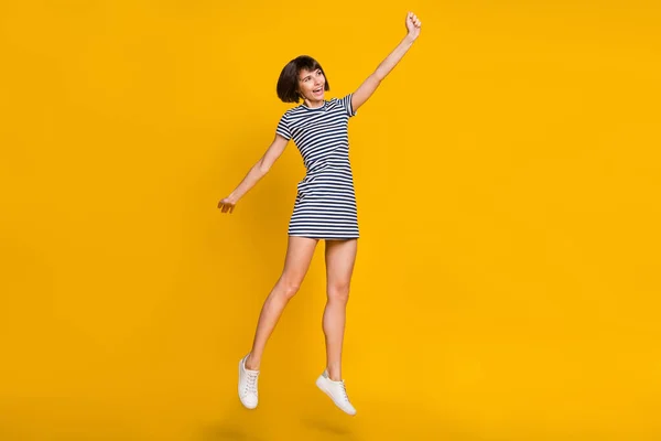 Foto Tamanho Completo Alegre Milenar Senhora Salto Desgaste Azul Vestido — Fotografia de Stock