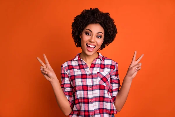 Photo Sweet Impressed Lady Dressed Checkered Shirt Smiling Showing Two — Stockfoto