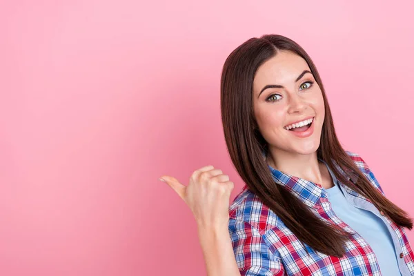 Portrait Excited Overjoyed Cheerful Lady Advertise Product Point Finger Blank — Stockfoto