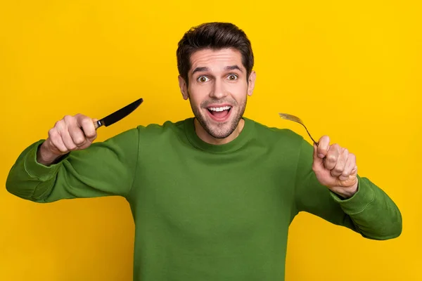 Retrato Chico Loco Alegre Atractivo Usando Cubiertos Que Divierten Aislados — Foto de Stock