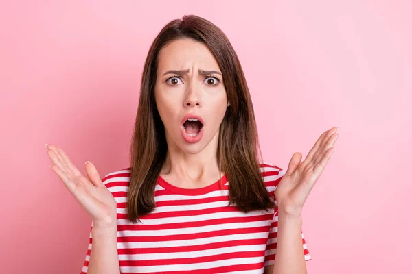 Photo Young Girl Amazed Shocked Surprised Fake Novelty News Gossip — Stockfoto