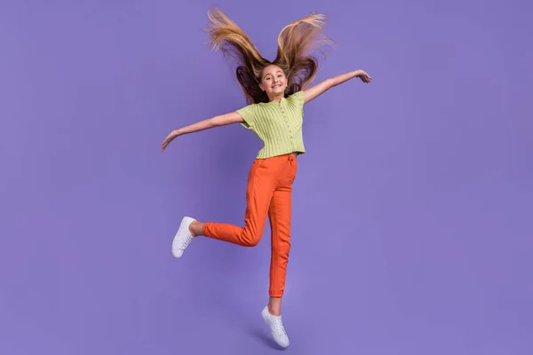Full Length Portrait Overjoyed Girl Jumping Throw Hair Rejoice Good — Foto de Stock