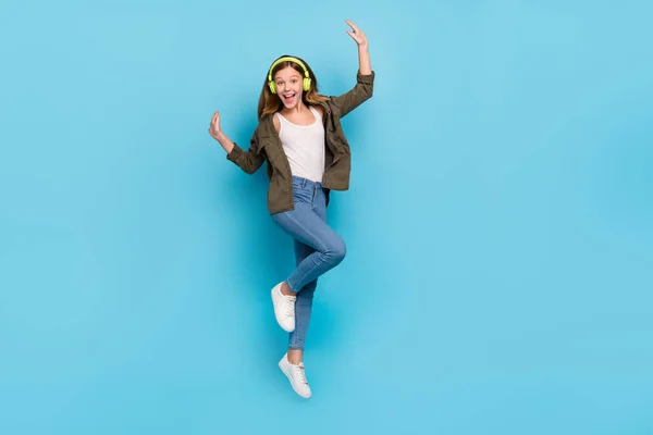 Full Size Photo Teenager Jumping Little Lady Having Fun Listen — Stockfoto