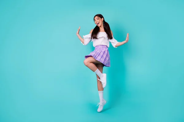 Full Size Photo Energetic Cheerful Girl Jumping Have Fun Good — Fotografia de Stock