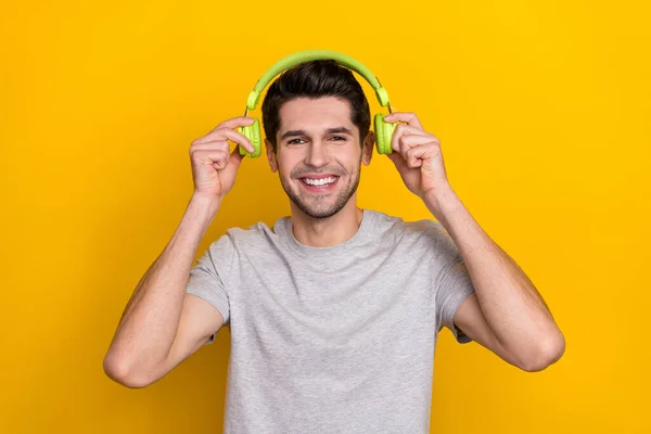 Photo Funky Brunet Young Guy Listen Music Wear Headphones Trend — Stock fotografie