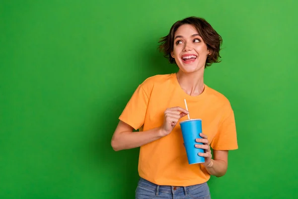 Photo Sweet Dreamy Young Lady Wear Orange Outfit Drinking Soda — ストック写真