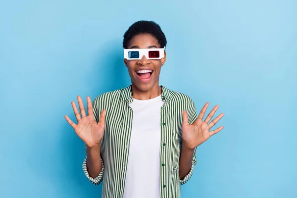 Photo Impressed Pretty Short Hair Person Dressed Green Shirt Enjoying — Stockfoto