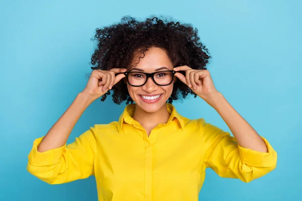 Photo Clever Curly Hairdo Young Lady Wear Yellow Blouse Eyewear — Foto Stock