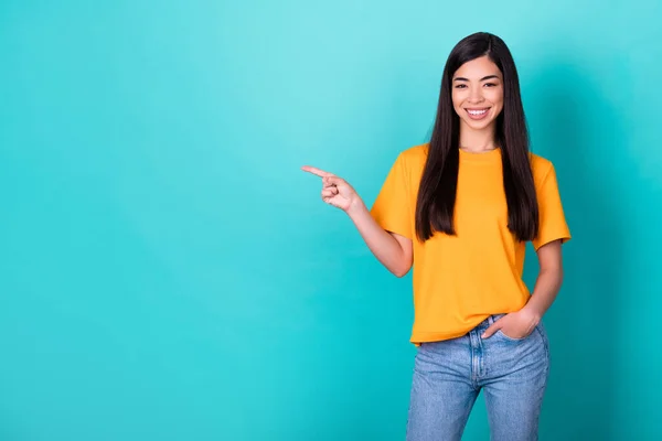 Photo Adorable Nice Cute Girl Straight Hairdo Dressed Yellow Shirt —  Fotos de Stock