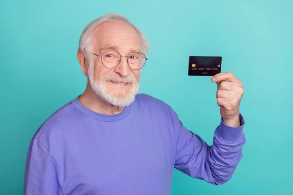Portrait Friendly Satisfied Aged Man Hand Hold Plastic Debit Card — Stock Photo, Image
