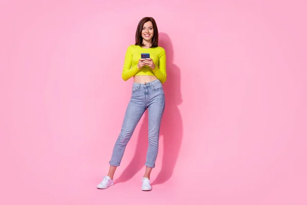 Full Length Photo Sweet Shiny Lady Wear Yellow Top Typing — Foto Stock