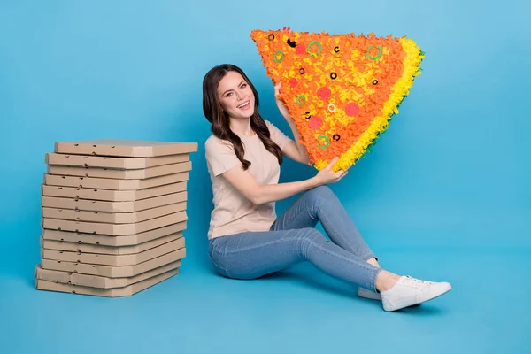 Full Body Photo Lovely Young Lady Enjoying Huge Slice Yummy — Stock Photo, Image