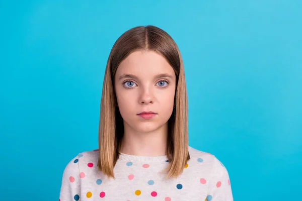 Photo Serious Confident Girl Wear Dotted Shirt Looking You Isolated — Foto de Stock