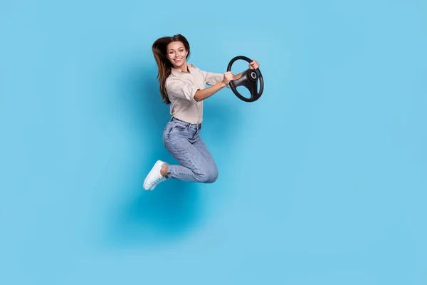 Full Size Photo Funny Lady Jump Drive Wear Shirt Jeans — Stok fotoğraf
