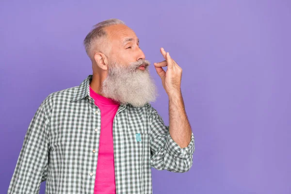 Profile Portrait Handsome Aged Person Arm Fingers Demonstrate Gourmet Gesture — Photo