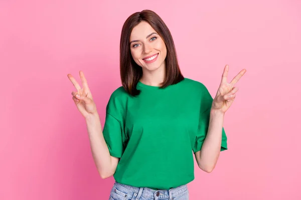Photo Portrait Pretty Young Woman Show Double Sign Hello Toothy — Stockfoto