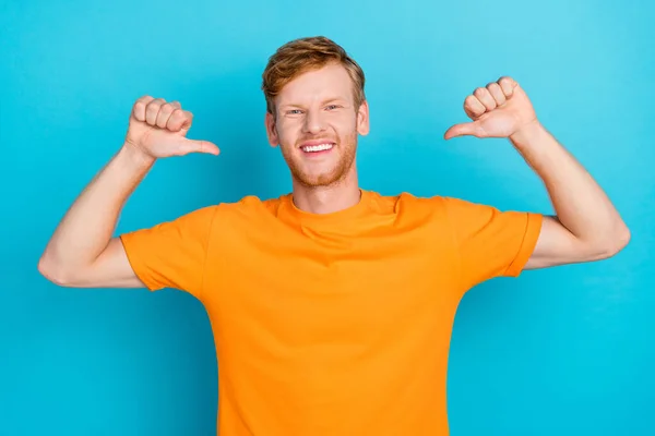 Photo Optimistic Handsome Cheerful Guy Red Hairstyle Wear Yellow Shirt — Fotografia de Stock