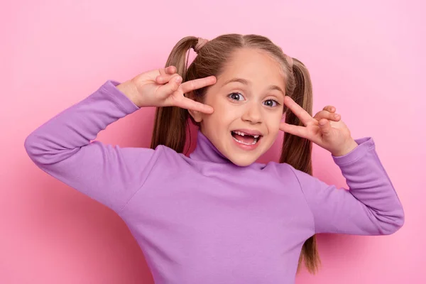 Photo Young Little Charming Girl Laughing Showing Sign Say Hello — Stockfoto