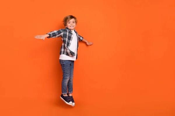 Full Body Profile Side Photo Young Excited Boy Jumper Arms — Foto Stock