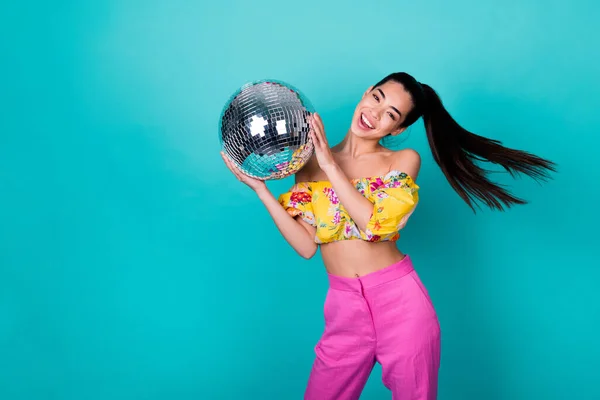 Photo Hooray Young Lady Hold Disco Ball Wear Floral Top — Stock Fotó