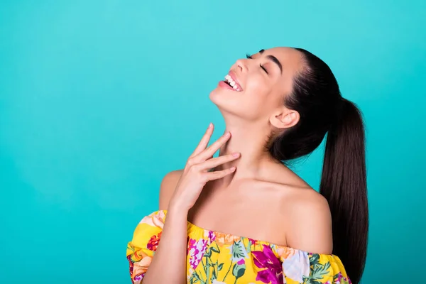 Profile Photo Beaurty Millennial Brunette Lady Touch Skin Wear Yellow — Fotografia de Stock