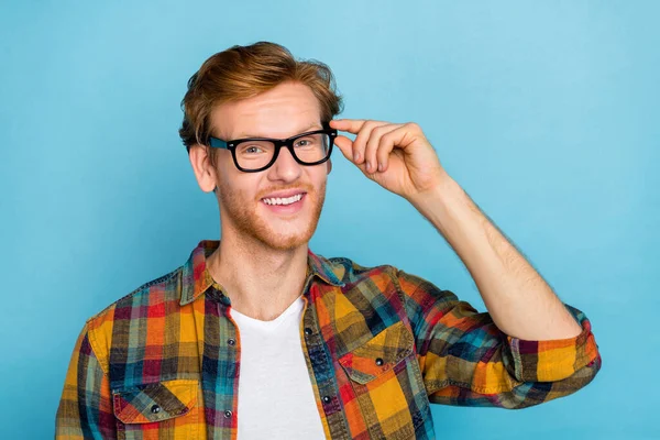 Photo Smart Toothy Beaming Guy Ginger Hairstyle Dressed Plaid Shirt —  Fotos de Stock