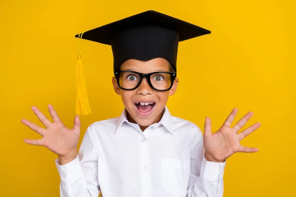 Portrait Surprised Astonished Boy Raise Opened Hands Unbelievable Isolated Yellow — Stockfoto