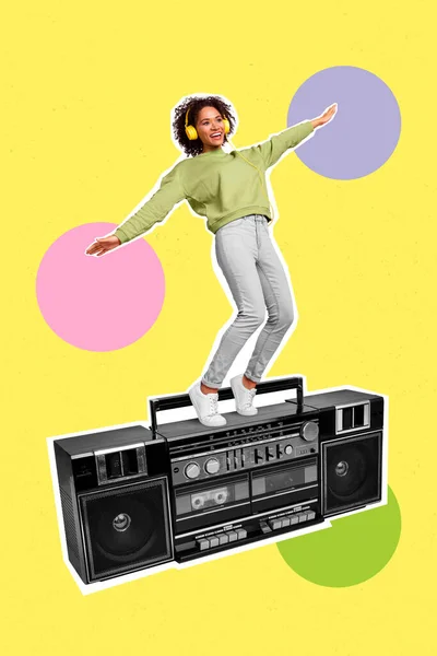 Collage Compuesto Imagen Escalofriante Feliz Mujer Joven Funky Stand Retro — Foto de Stock