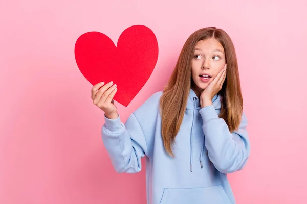 Foto Jovem Adolescente Pequena Menina Bonita Usar Capuz Azul Segurar — Fotografia de Stock