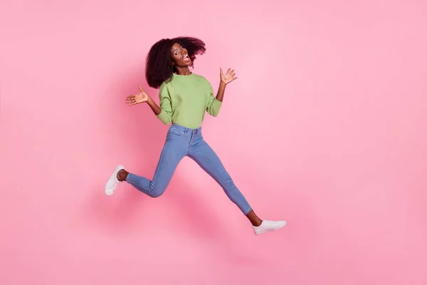 Full Length Photo Impressed Funky Lady Wear Green Sweater Jumping — Stock Photo, Image