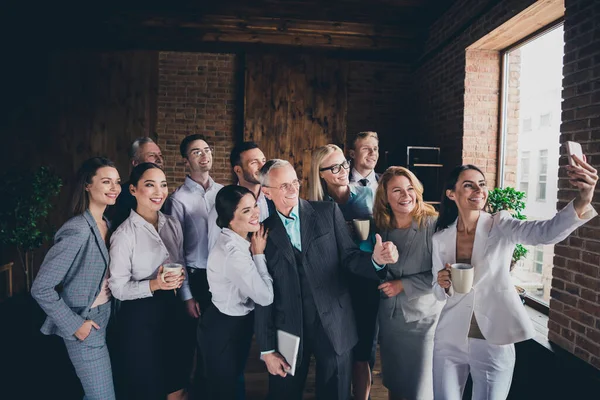 Portretul Partenerilor Afaceri Grup Face Înregistrarea Selfie Camera Video Loft — Fotografie, imagine de stoc