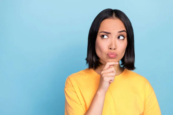 Retrato Foto Jovem Bonita Adorável Bonito Agradável Mulher Desfilado Lábios — Fotografia de Stock