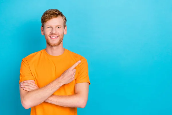 Retrato Cara Alegre Bonito Positivo Gengibre Penteado Vestido Camiseta Amarela — Fotografia de Stock