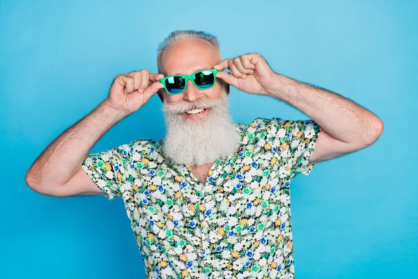 Closeup Photo Old Senior Bearded Grandfather Toothy Smile Wear Sunglass — Stock Photo, Image