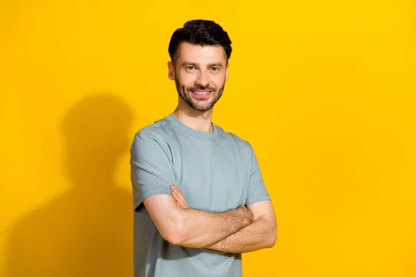 Perfil Lado Foto Del Hombre Alegre Elegante Brazo Plegado Procedimiento — Foto de Stock