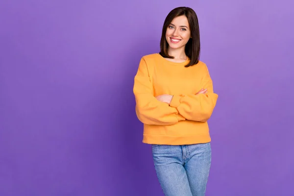 Cerca Foto Señora Bonita Usar Suéter Naranja Ropa Calidad Satisfecha —  Fotos de Stock