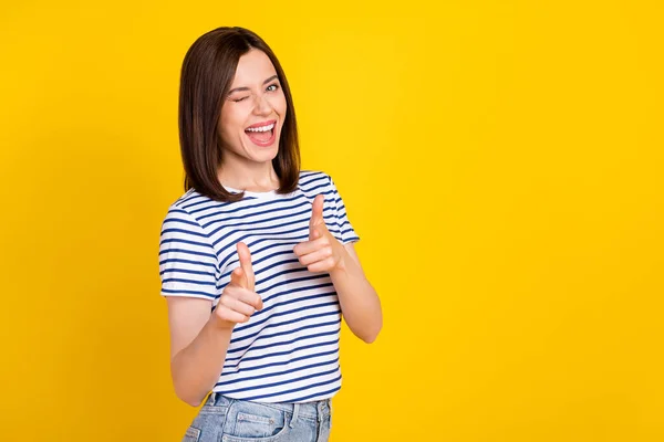 Foto Retrato Joven Hermosa Chica Hermosa Recoger Insinuar Ojo Parpadeante —  Fotos de Stock