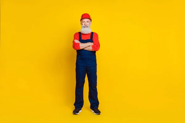 Foto Fiducioso Buon Umore Anziano Ragazzo Vestito Uniforme Generale Rosso — Foto Stock