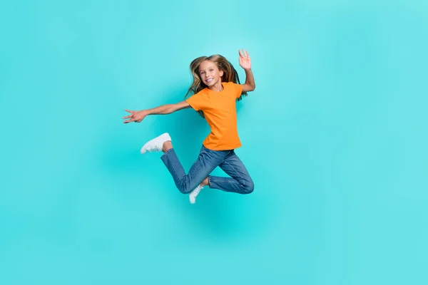 Full Body Length Photo Excited Crazy Pretty Schoolkid Girl Jumping — Fotografia de Stock