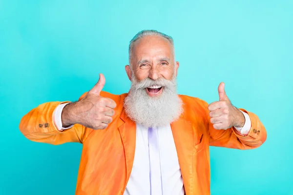 Foto Hombre Muy Alegre Vestido Retro Elegante Traje Pulgar Hacia — Foto de Stock