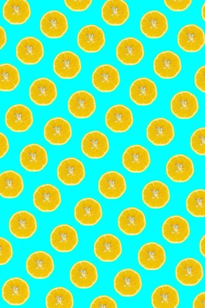 Lemon Slices Seamless Pattern Top View Lemon Slices Isolated Blue — стоковое фото