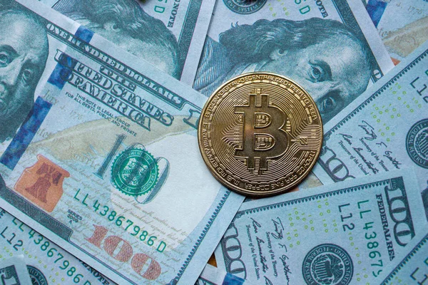 Detailní Bitcoin Amerických Dolarových Bankovkách Horní Pohled Bankovky Bitcoin — Stock fotografie