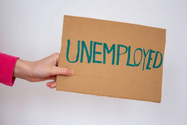 Mulher Segurando Placa Sinalização Com Inscrição Desempregada Conceito Perder Emprego — Fotografia de Stock