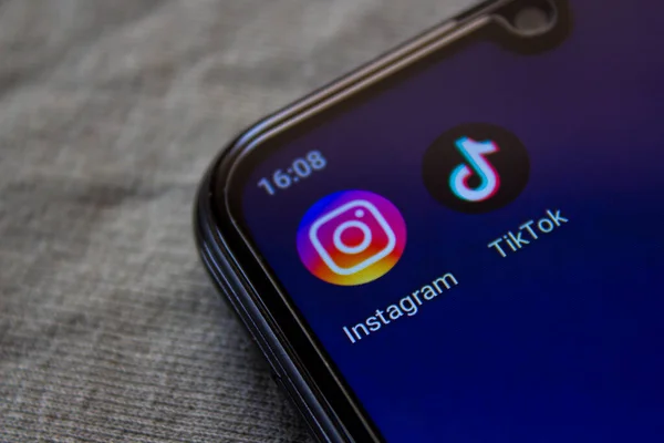 Instagram Tiktok Icono Aplicación Pantalla Del Teléfono Inteligente Aplicaciones Populares —  Fotos de Stock