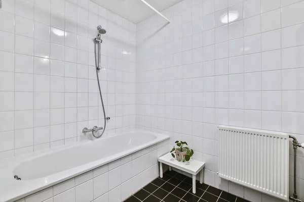 优雅的浴室设计 — 图库照片