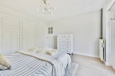 Parlak yatak odası tasarımı